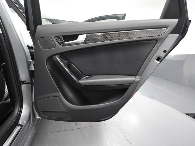 2010 Audi A4 2.0T Avant Premium Plus Quattro photo 33