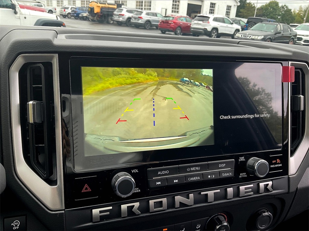 2025 Nissan Frontier SV photo 15