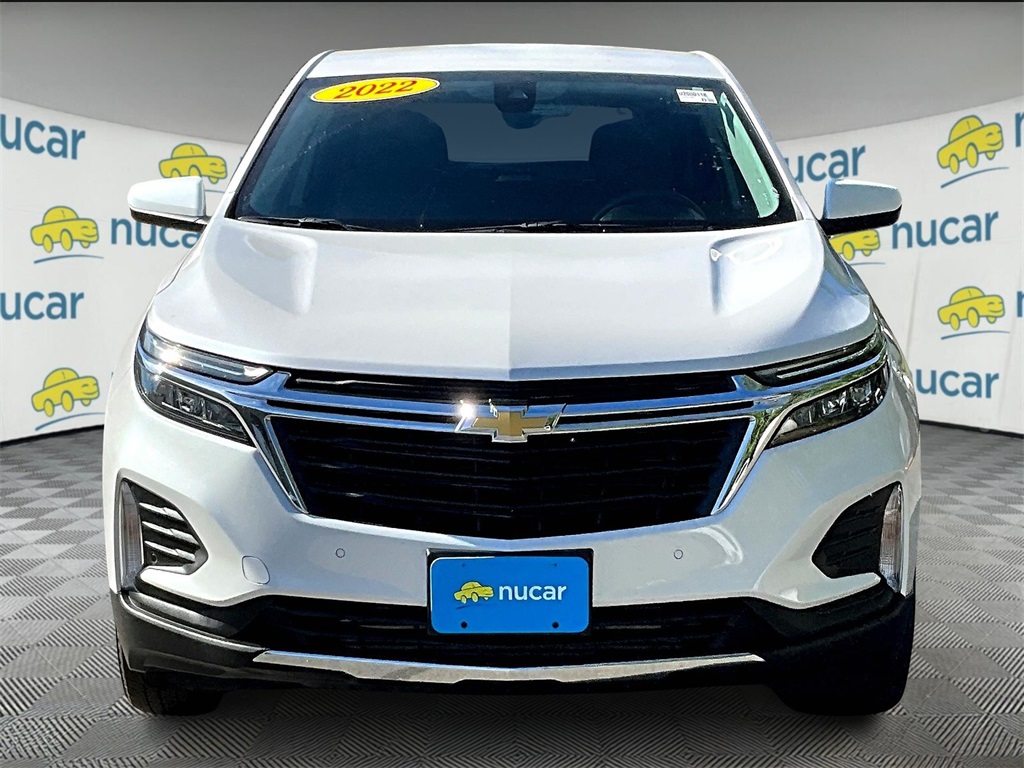 2022 Chevrolet Equinox LT photo 2