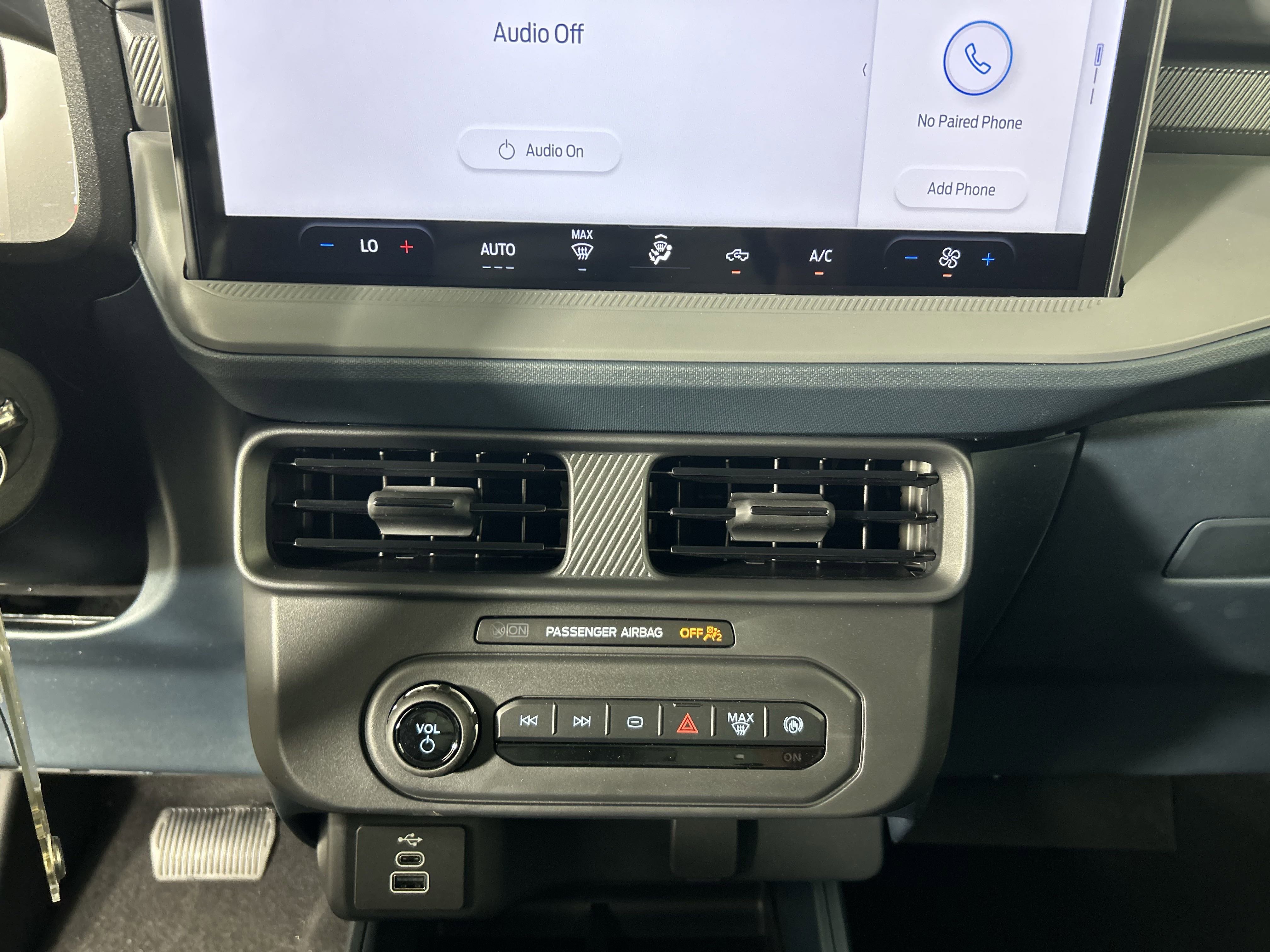 2025 Ford Maverick XL photo 21