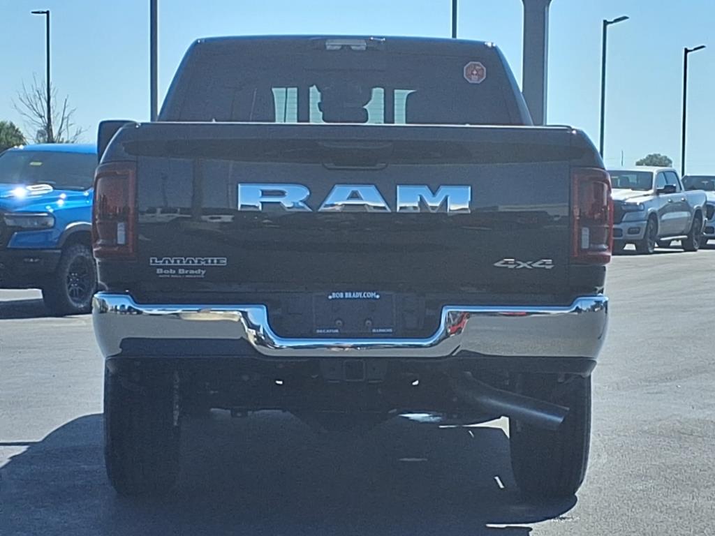 2025 Ram 2500 Laramie photo 18