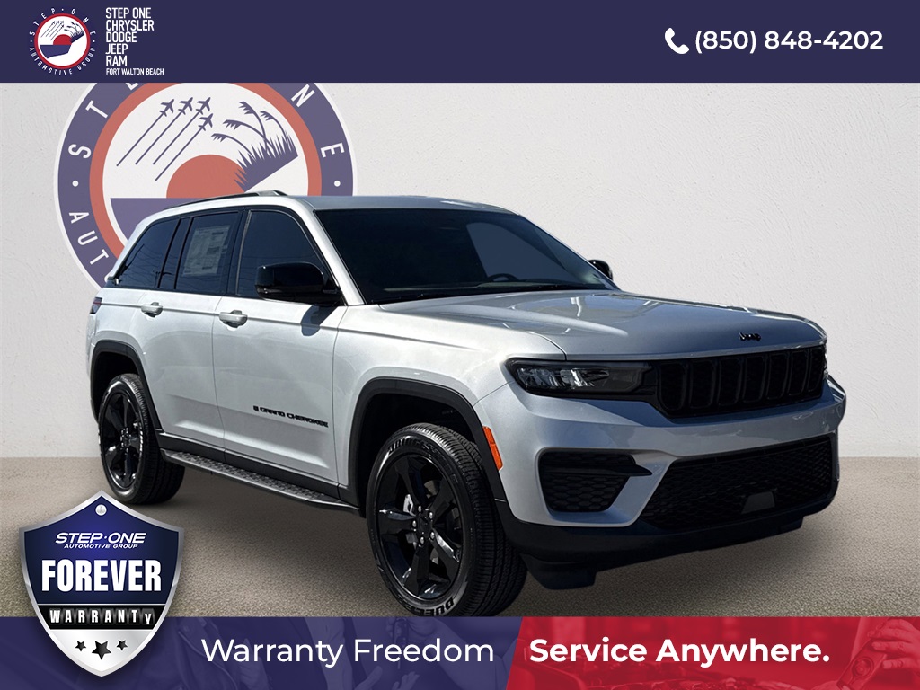 2025 Jeep Grand Cherokee Altitude's photo