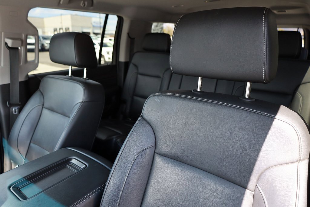 2020 Chevrolet Suburban LT photo 17