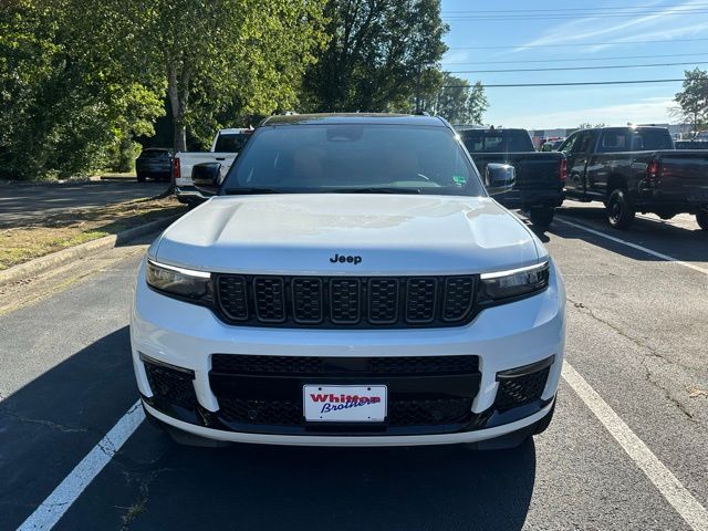 2025 Jeep Grand Cherokee L Summit Reserve photo 9