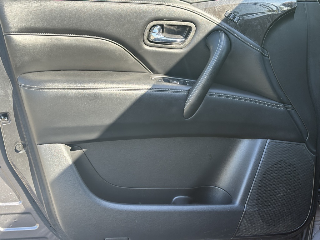 2024 Infiniti QX80 Luxe photo 17