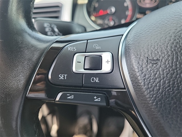 2018 Volkswagen Atlas SE photo 9