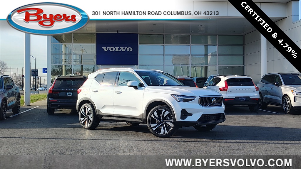 2025 Volvo XC40