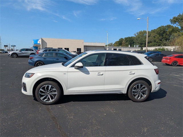 2024 Audi Q5 45 S line Premium photo 8
