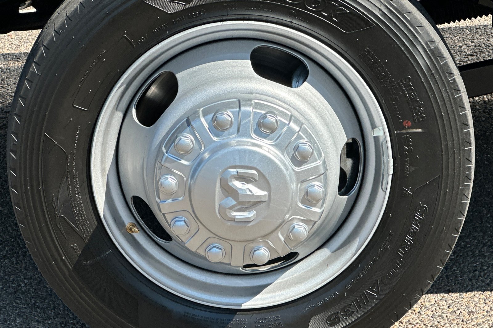 2024 Ram 4500 Tradesman photo 24