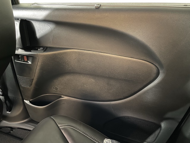 2025 Chrysler Pacifica photo 37