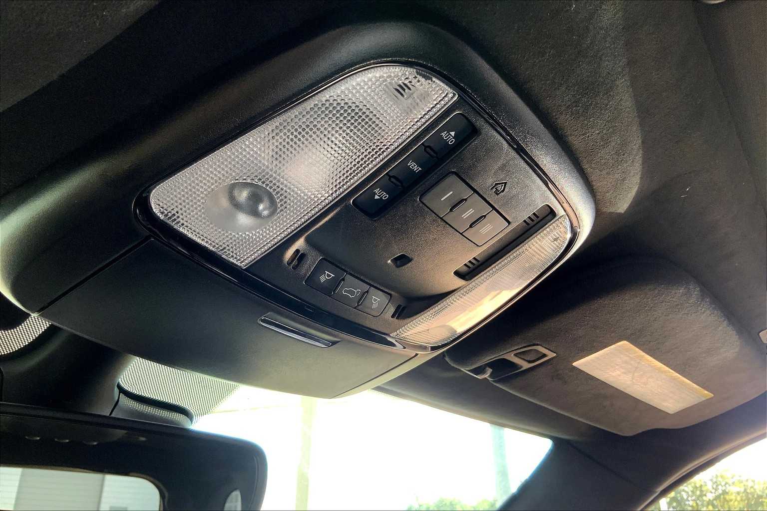 2022 Dodge Durango R/T Plus photo 31
