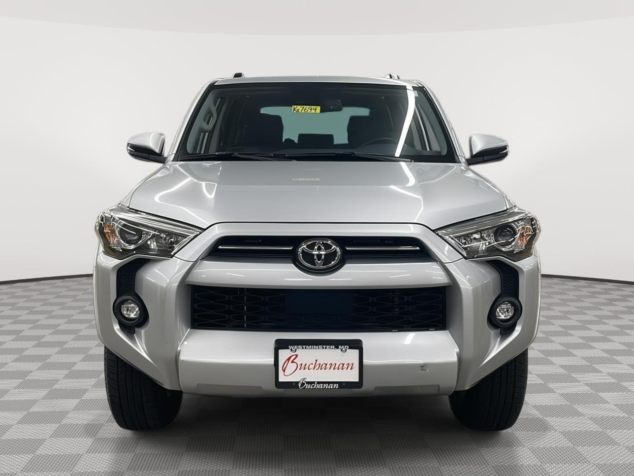 2024 Toyota 4Runner SR5 Premium photo 2