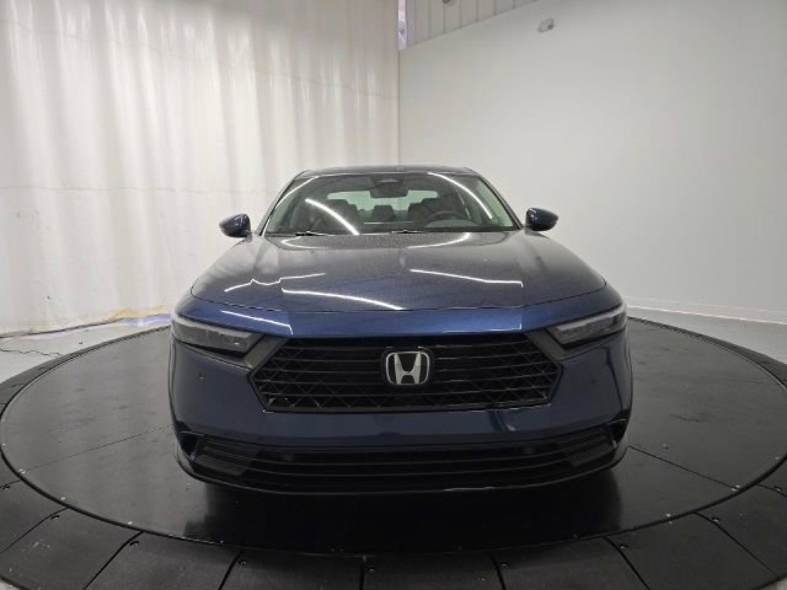 2025 Honda Accord Hybrid EX-L photo 2