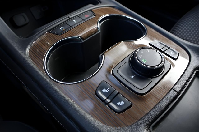 2023 Gmc Acadia SLE photo 17