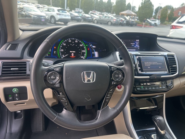 2017 Honda Accord Hybrid EX-L photo 17