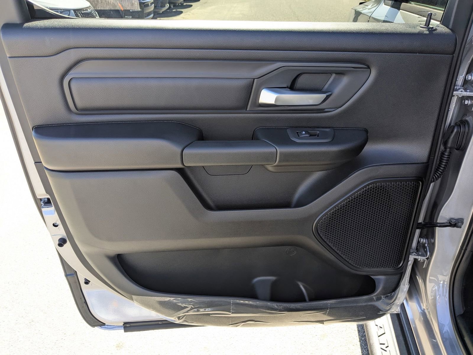 2025 Ram 1500 Tradesman photo 21