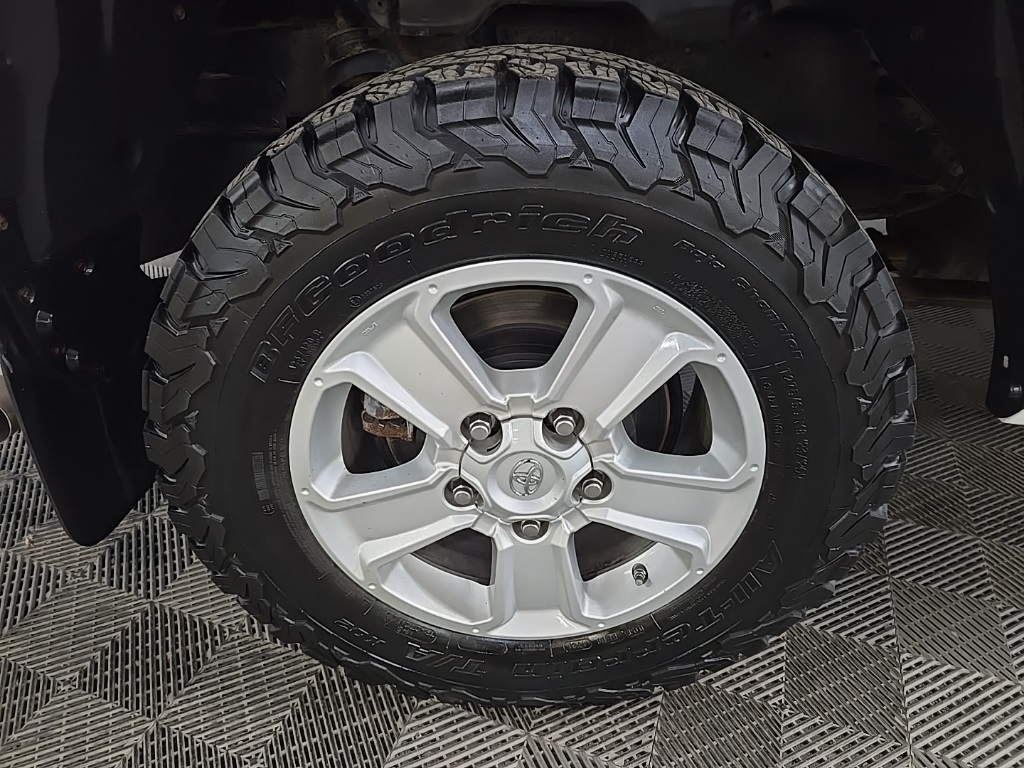 2019 Toyota Tundra SR5 Grade photo 13