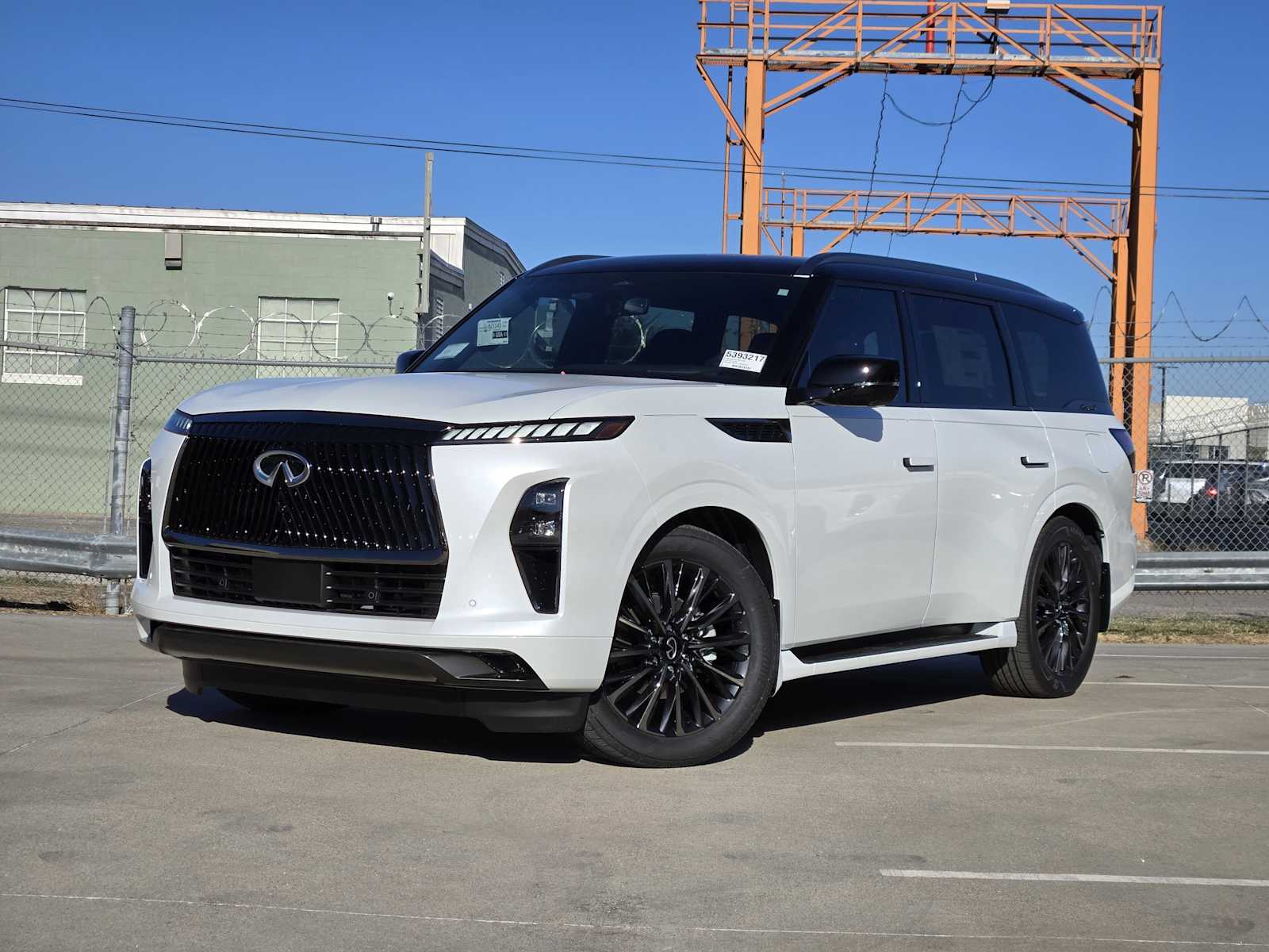 2026 INFINITI QX80 Autograph's photo