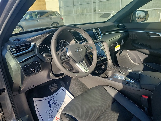 2025 Infiniti QX55 Luxe photo 11