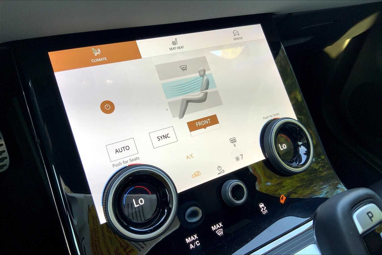 2023 Land Rover Range Rover Evoque R-Dynamic SE photo 29