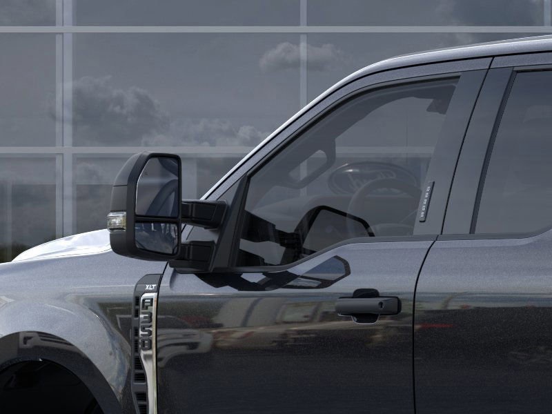 2025 Ford F-350 photo 19