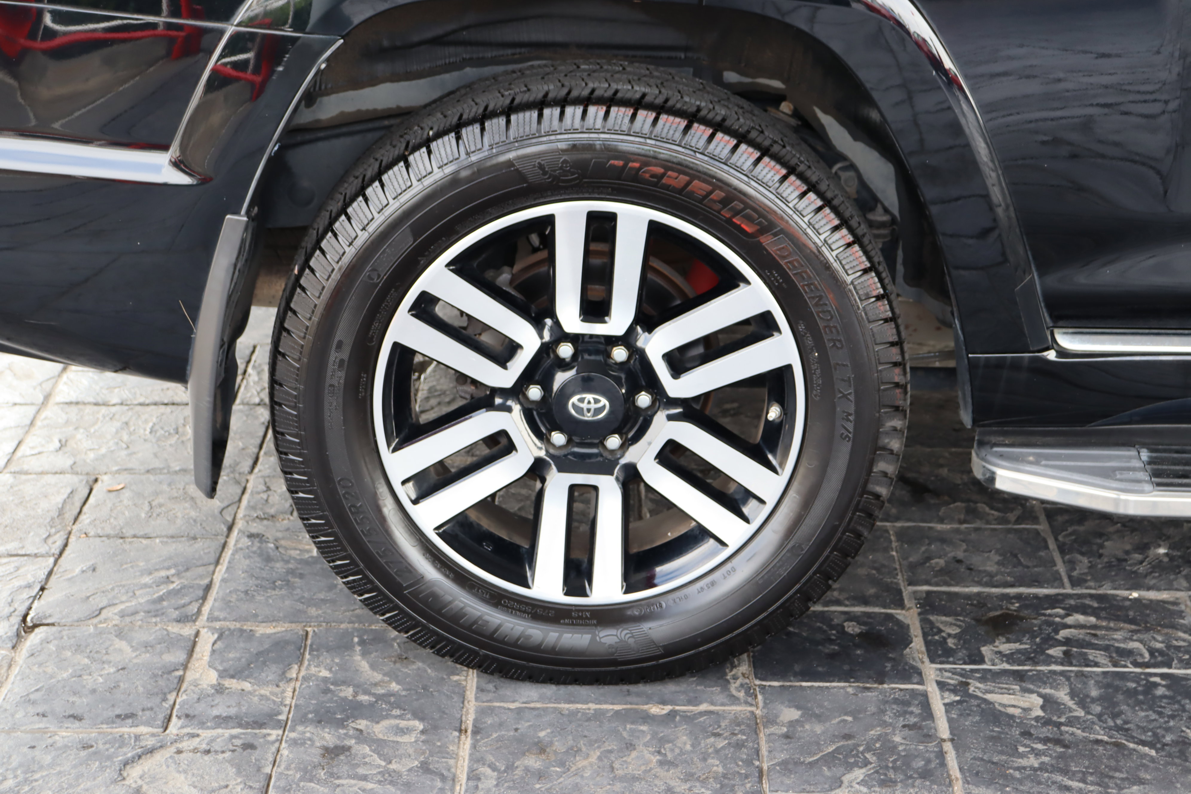 2019 Toyota 4Runner Limited photo 11