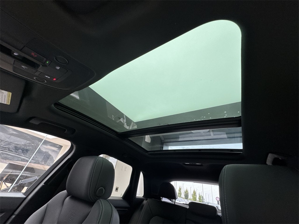 2025 Audi Q3 Premium S line photo 20