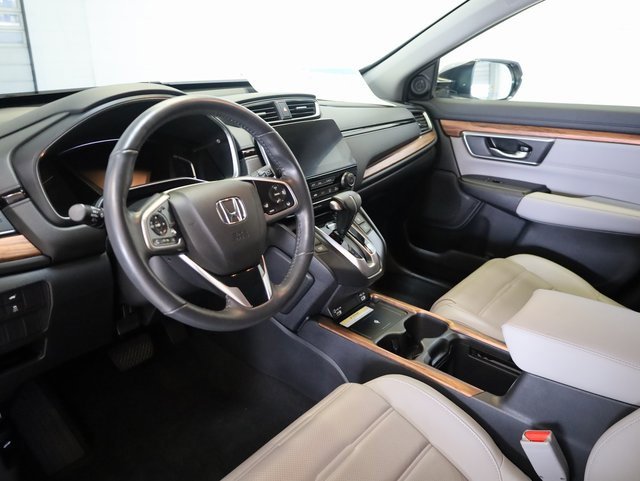 2021 Honda CR-V Touring photo 4
