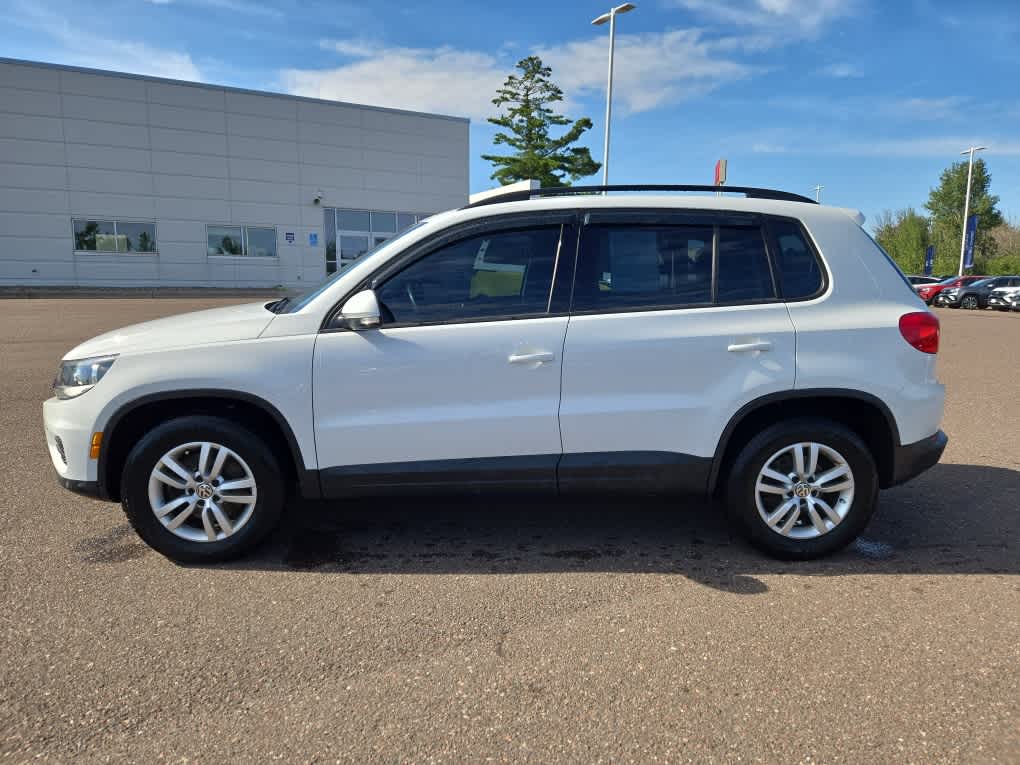 Used 2017 Volkswagen Tiguan S with VIN WVGBV7AX9HK017924 for sale in Hermantown, Minnesota