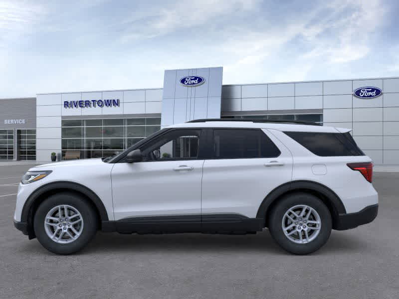 2026 Ford Explorer photo 2