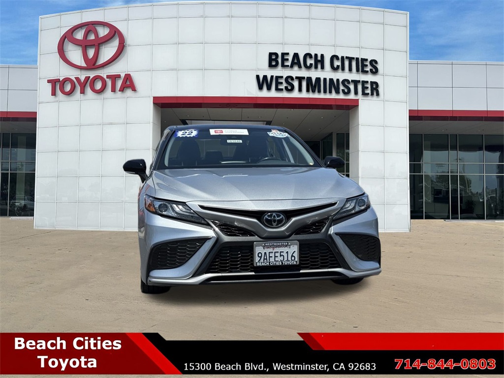 2022 Toyota Camry XSE photo 3