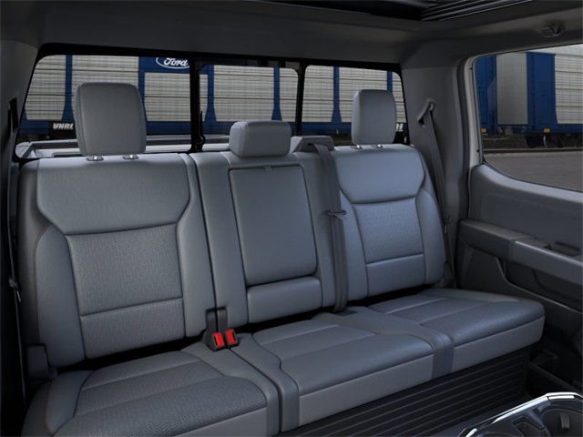 2025 Ford F-150 Lightning Lariat photo 10