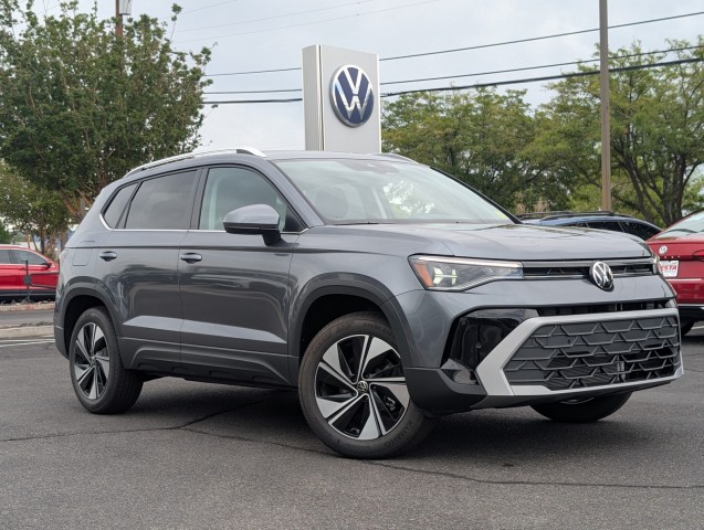 2025 Volkswagen Taos SE