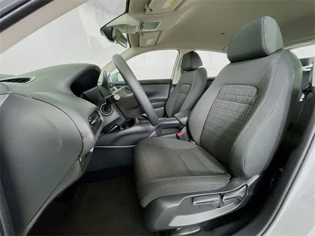2025 Honda HR-V LX photo 21