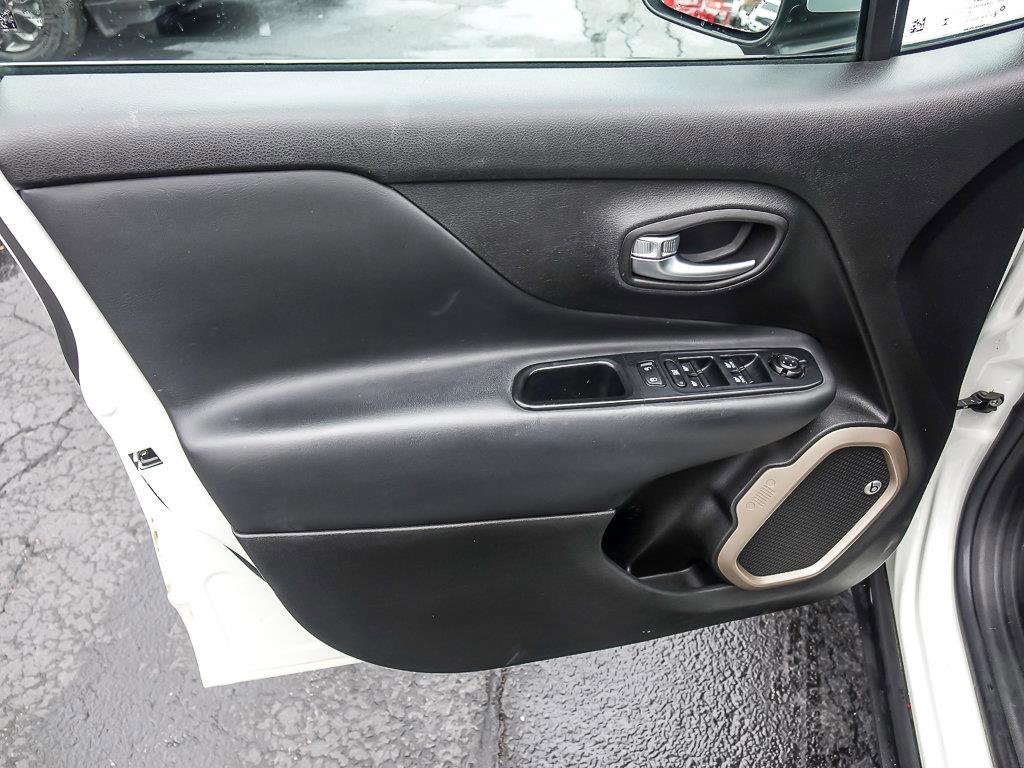 2017 JEEP RENEGADE - Image 25