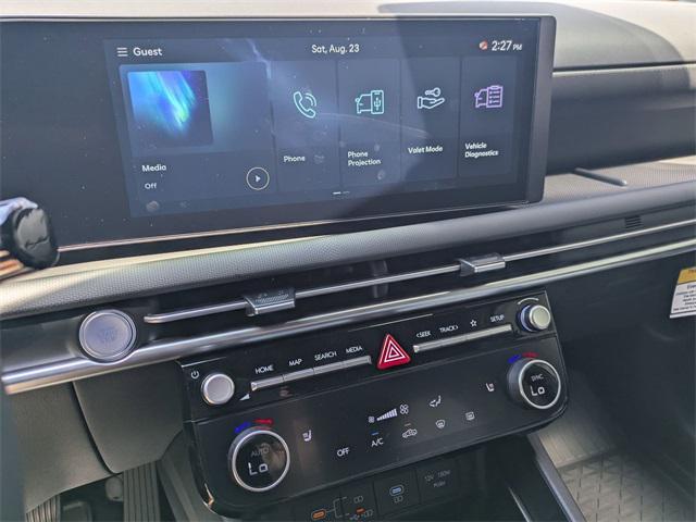 2026 Hyundai Santa Cruz SEL photo 4