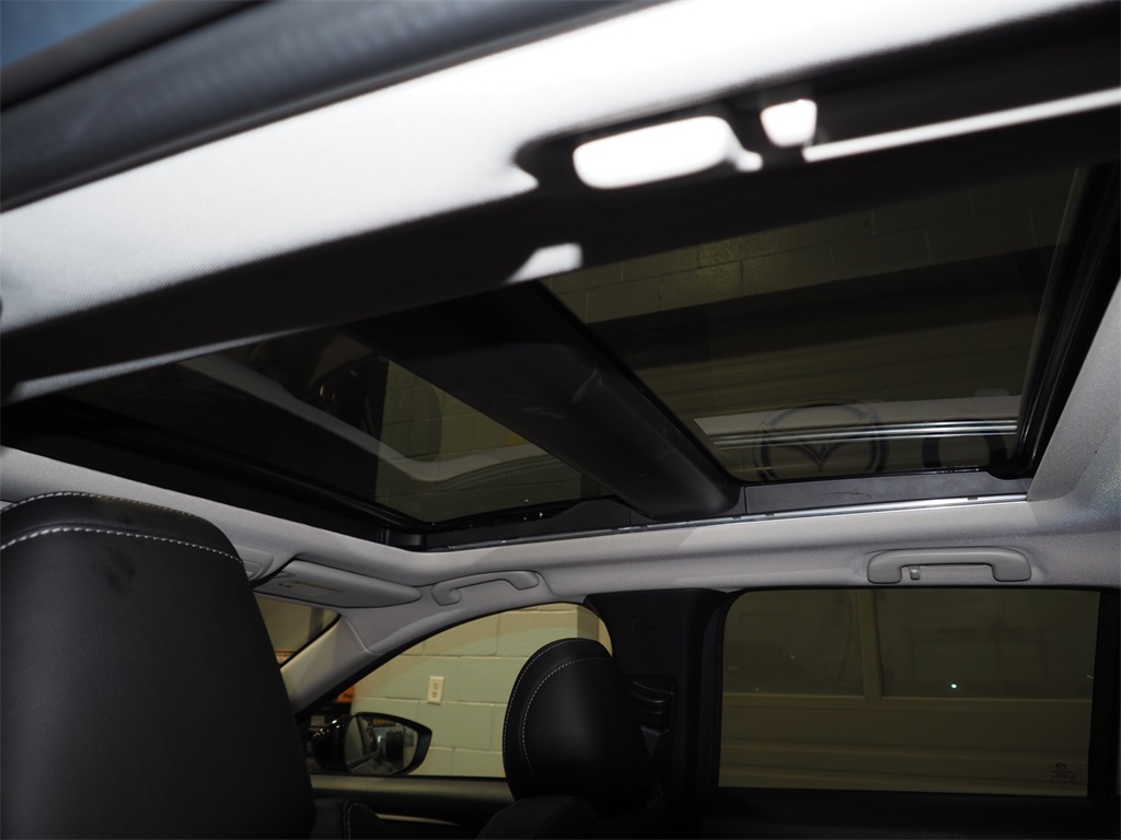 2025 Mazda CX-50 2.5 S Premium photo 3