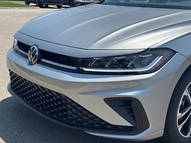 2025 Volkswagen Jetta 1.5T Sport photo 11