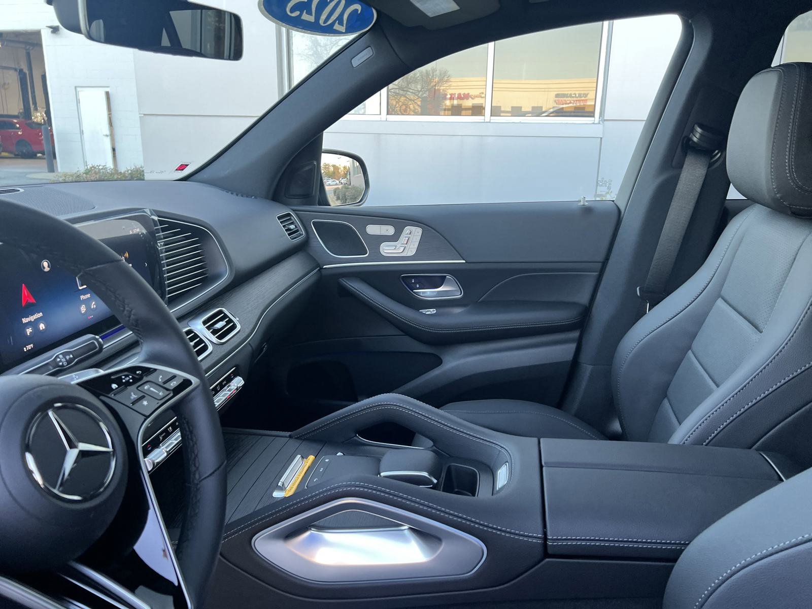 2025 Mercedes Benz GLE 350 4MATIC photo 18