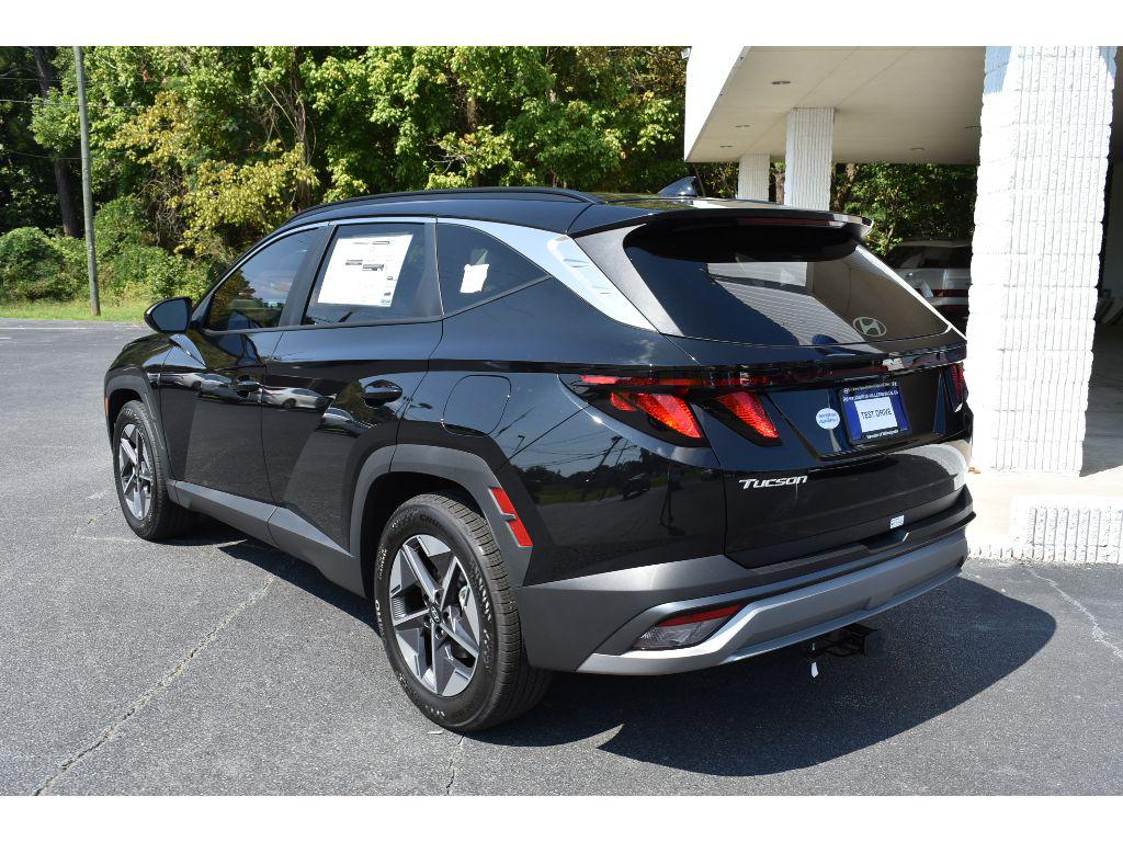 2025 Hyundai Tucson SEL photo 2
