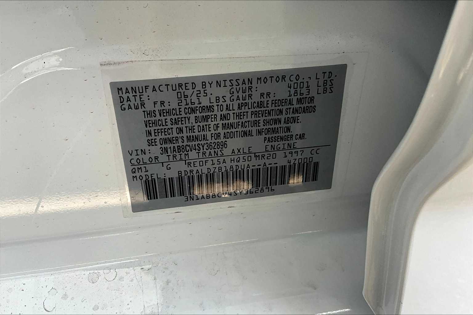 2025 Nissan Sentra SV photo 10