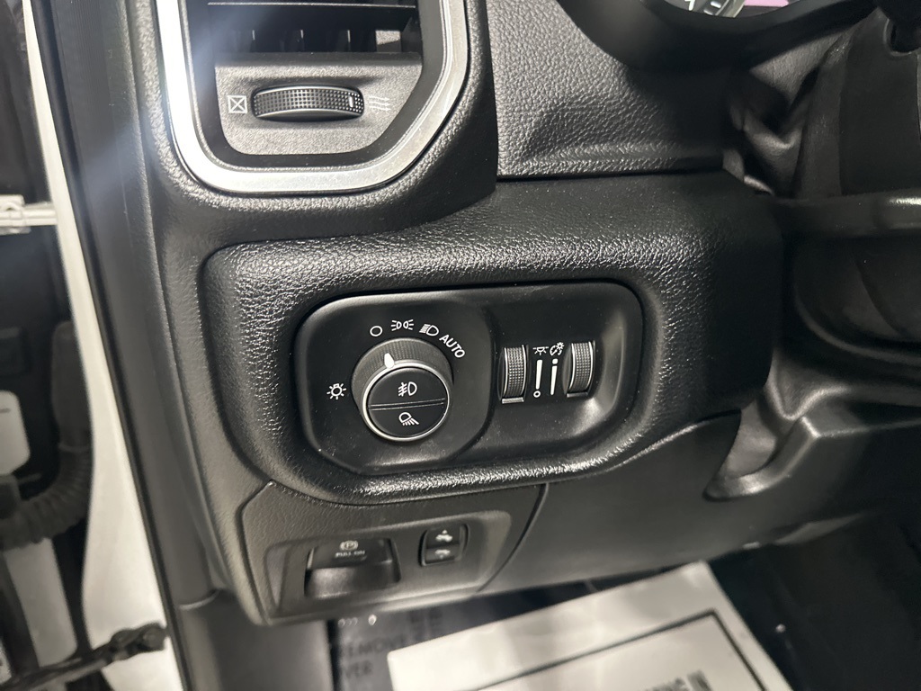 2022 Ram 1500 Laramie photo 14