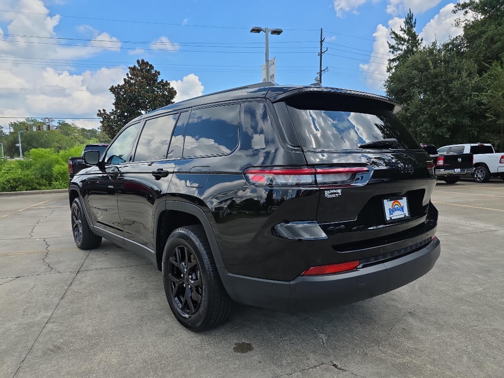 2024 Jeep Grand Cherokee Altitude photo 4