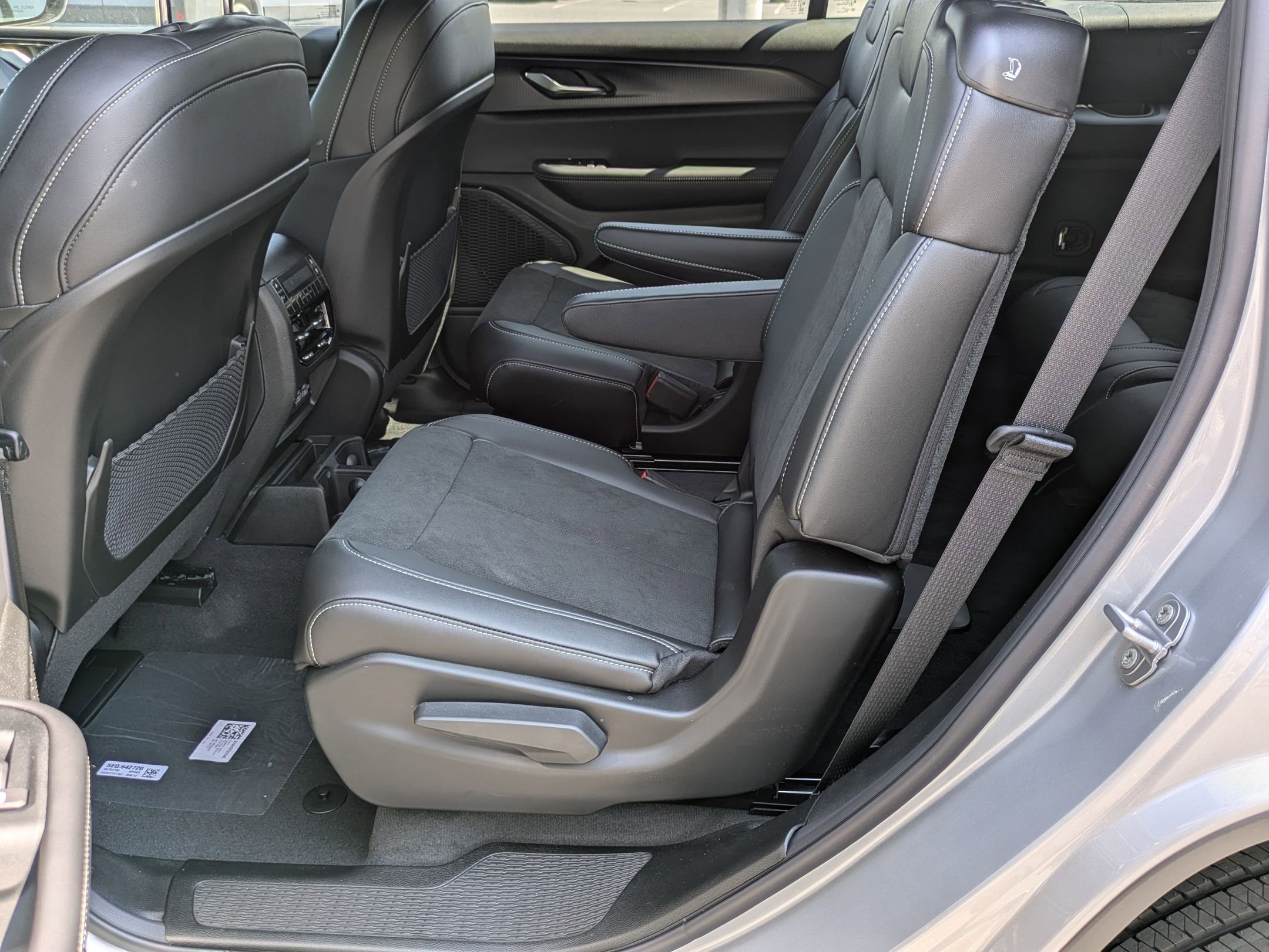 2025 Jeep Grand Cherokee Altitude X photo 20