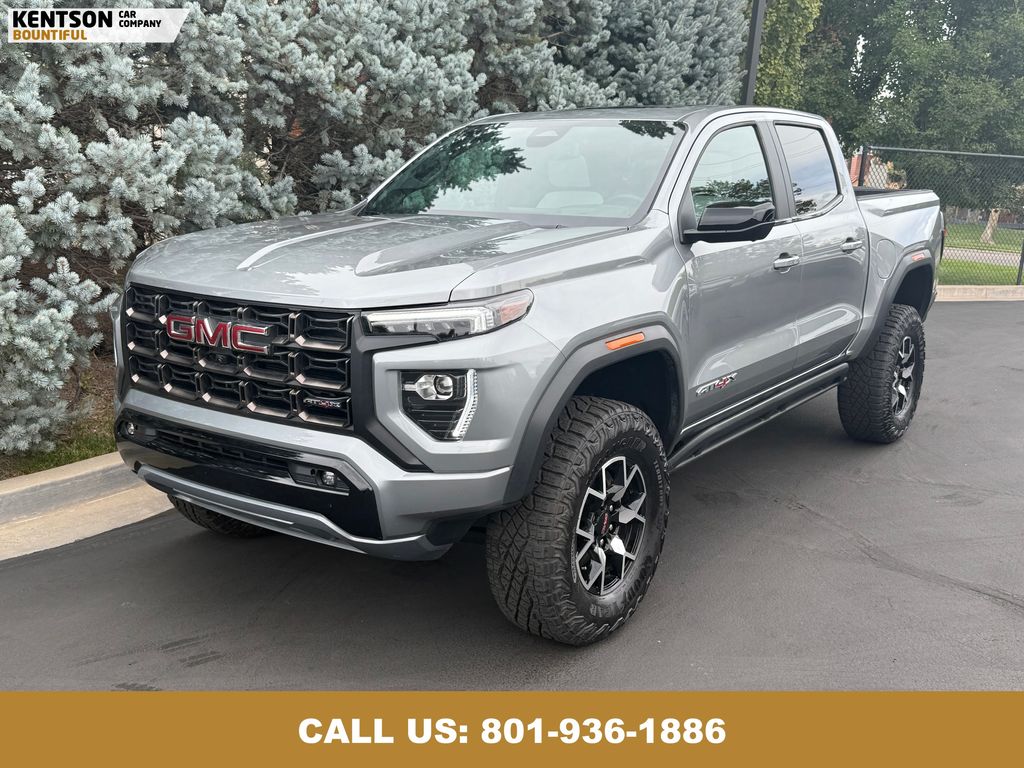 2024 Gmc Canyon AT4X photo 3