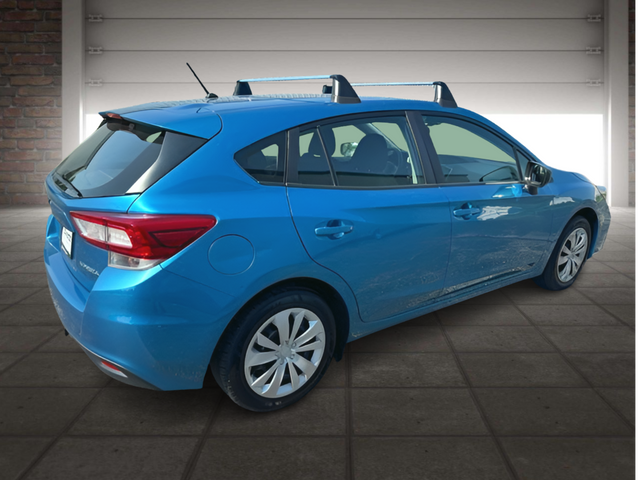 2019 Subaru Impreza 2.0i photo 3