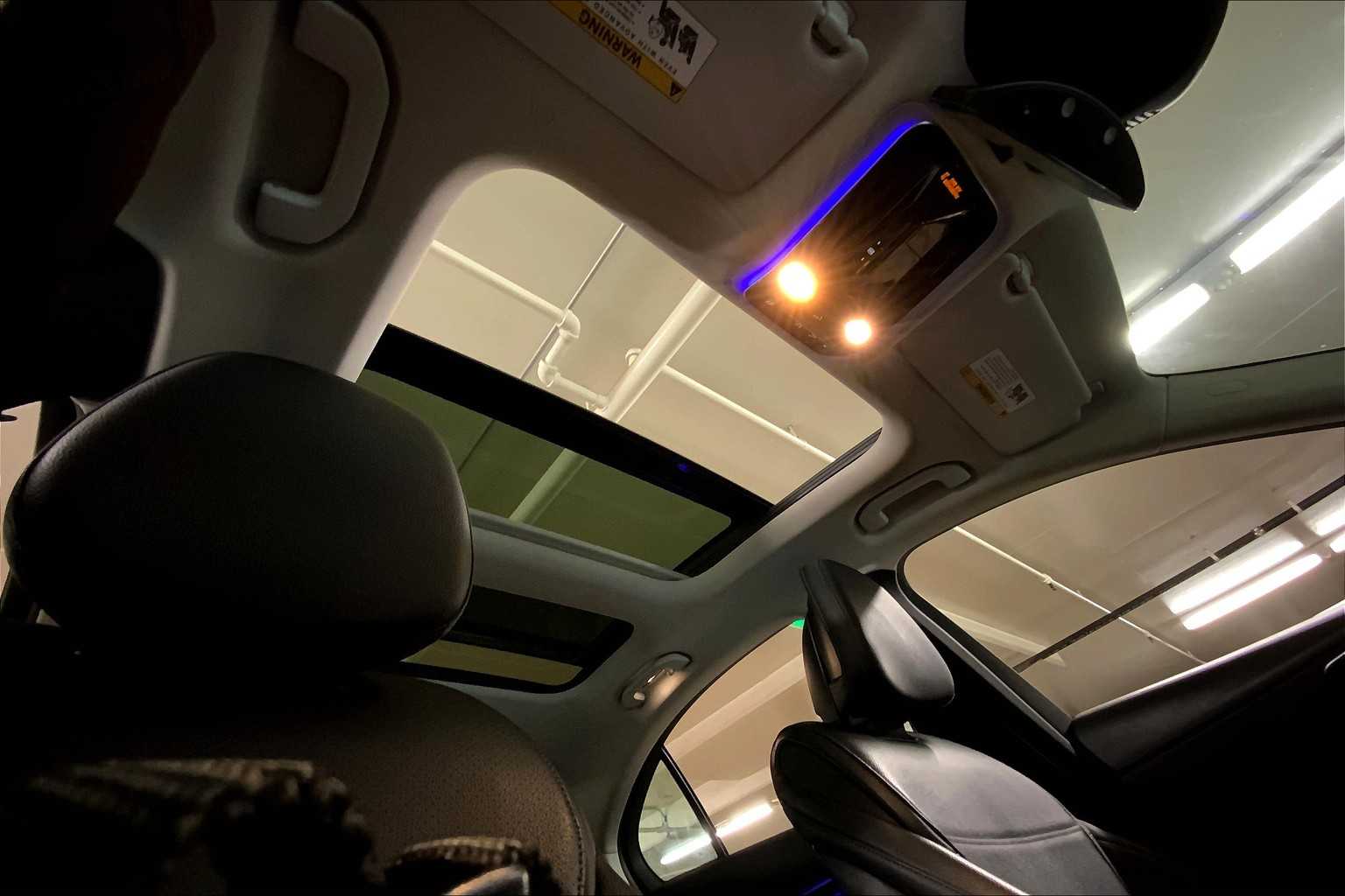 2022 Mercedes Benz C 300 photo 13