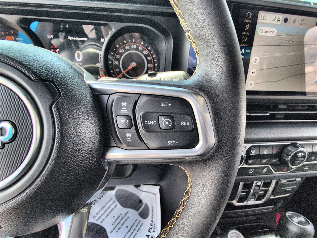 2024 Jeep Wrangler Sahara photo 26