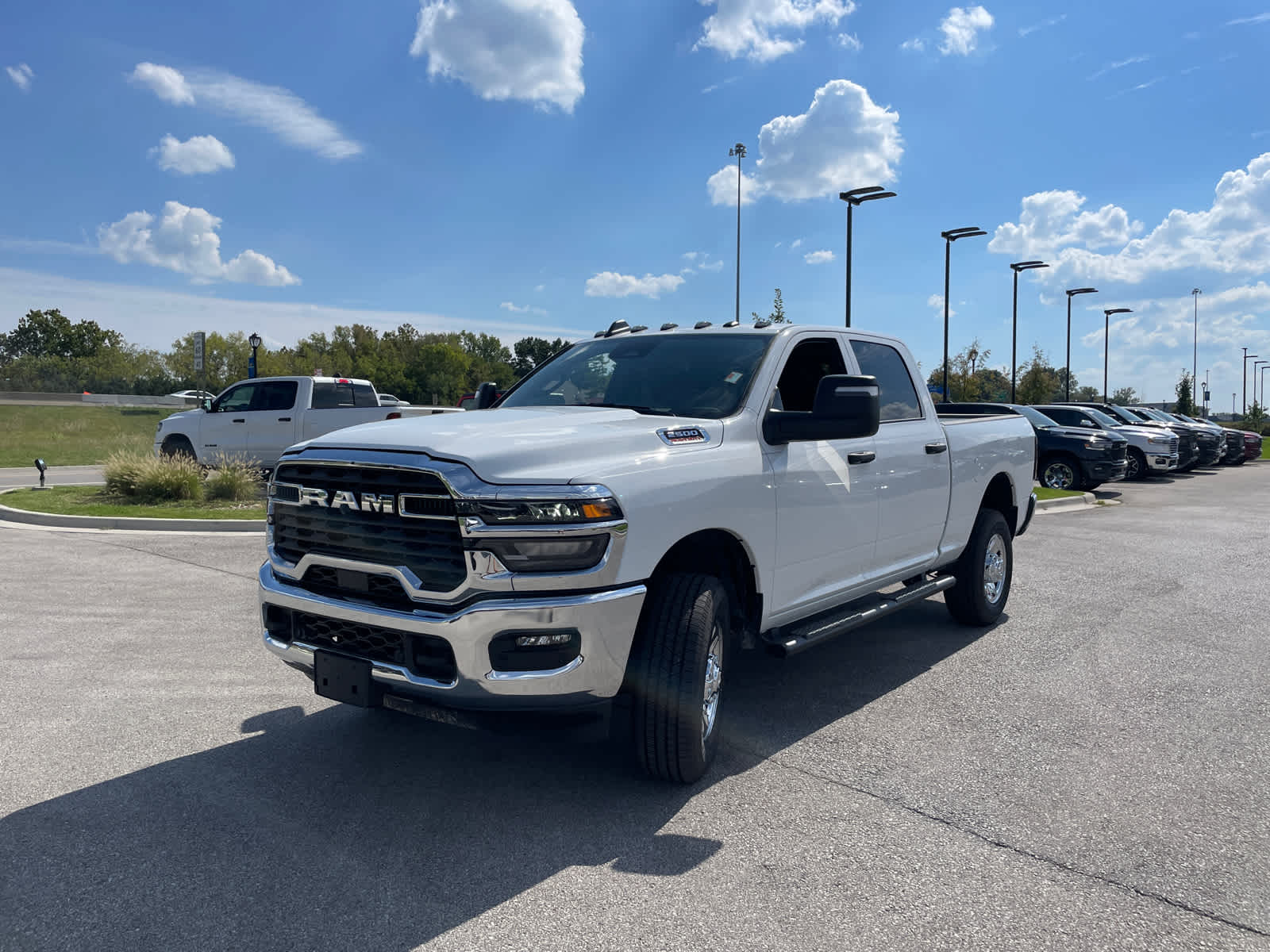 2026 Ram 2500 Tradesman photo 4