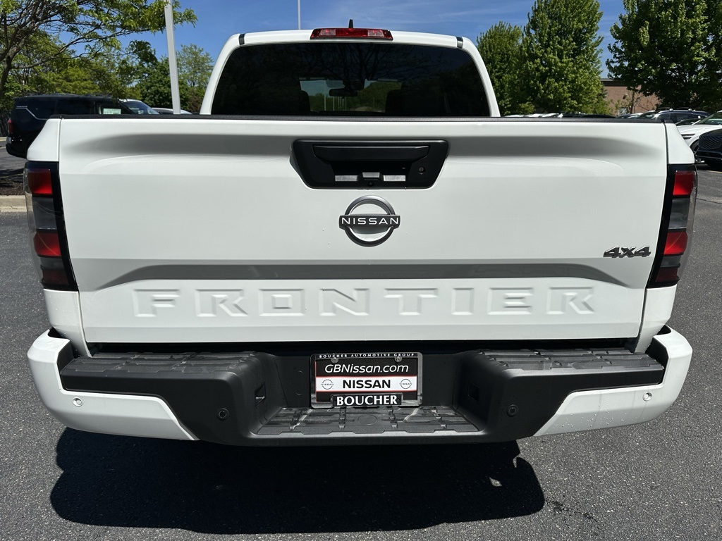 2025 Nissan Frontier Crew Cab SV photo 5